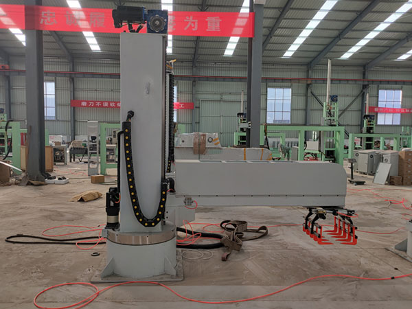 立柱式碼垛機(jī)器人